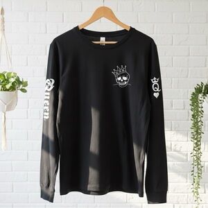 Matching King and Queen shirts.